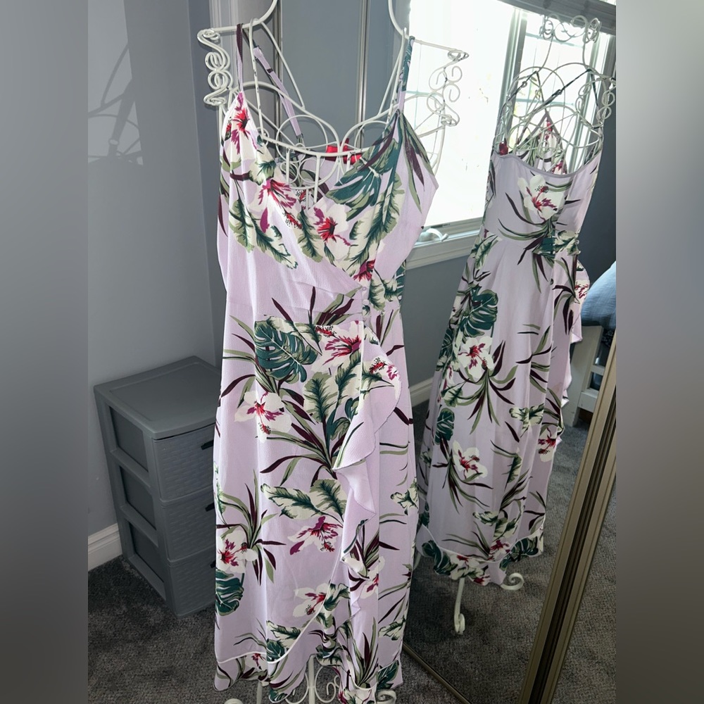 Jennifer Lopez wrap midi dress 💜